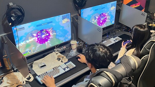 키보드+마우스로 즐기는 플레이어들이 대부분이었지만, 디자드 측에 패드를 요청해 패드로 게임을 즐긴 플레이어도 있었습니다. 플레이 체감이 굉장히 좋았다고 하는데, 저도 해볼 걸 그랬습니다.